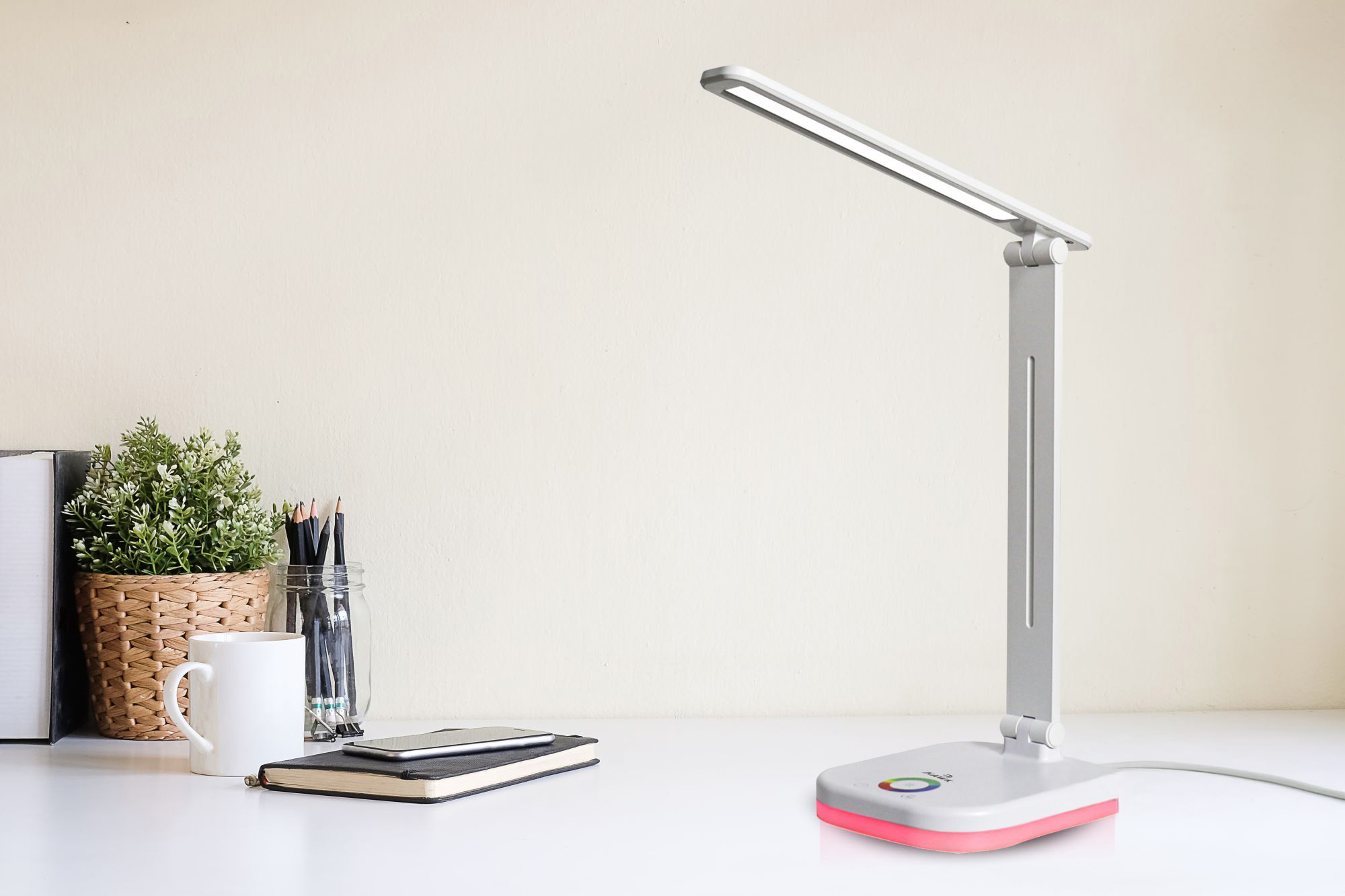 Manta LED stolna svjetiljka, prigu�iv LED, dimablna, RGB pozadinsko, HWDL001WH
